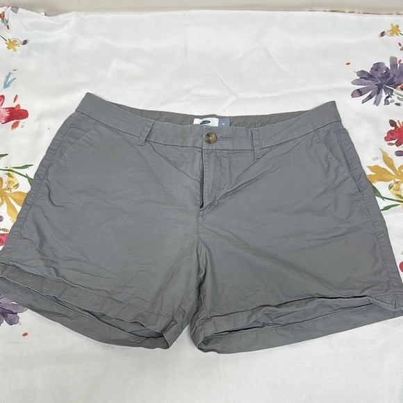 Old Navy Pants - Old Navy Gray Bermuda Shorts